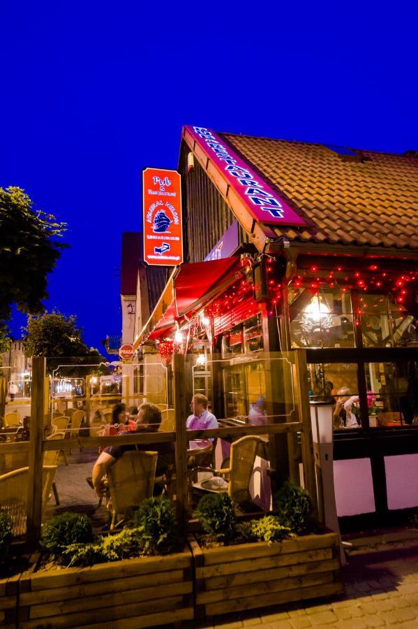 Villa & Restaurant Admiral Nelson Хель Екстер'єр фото
