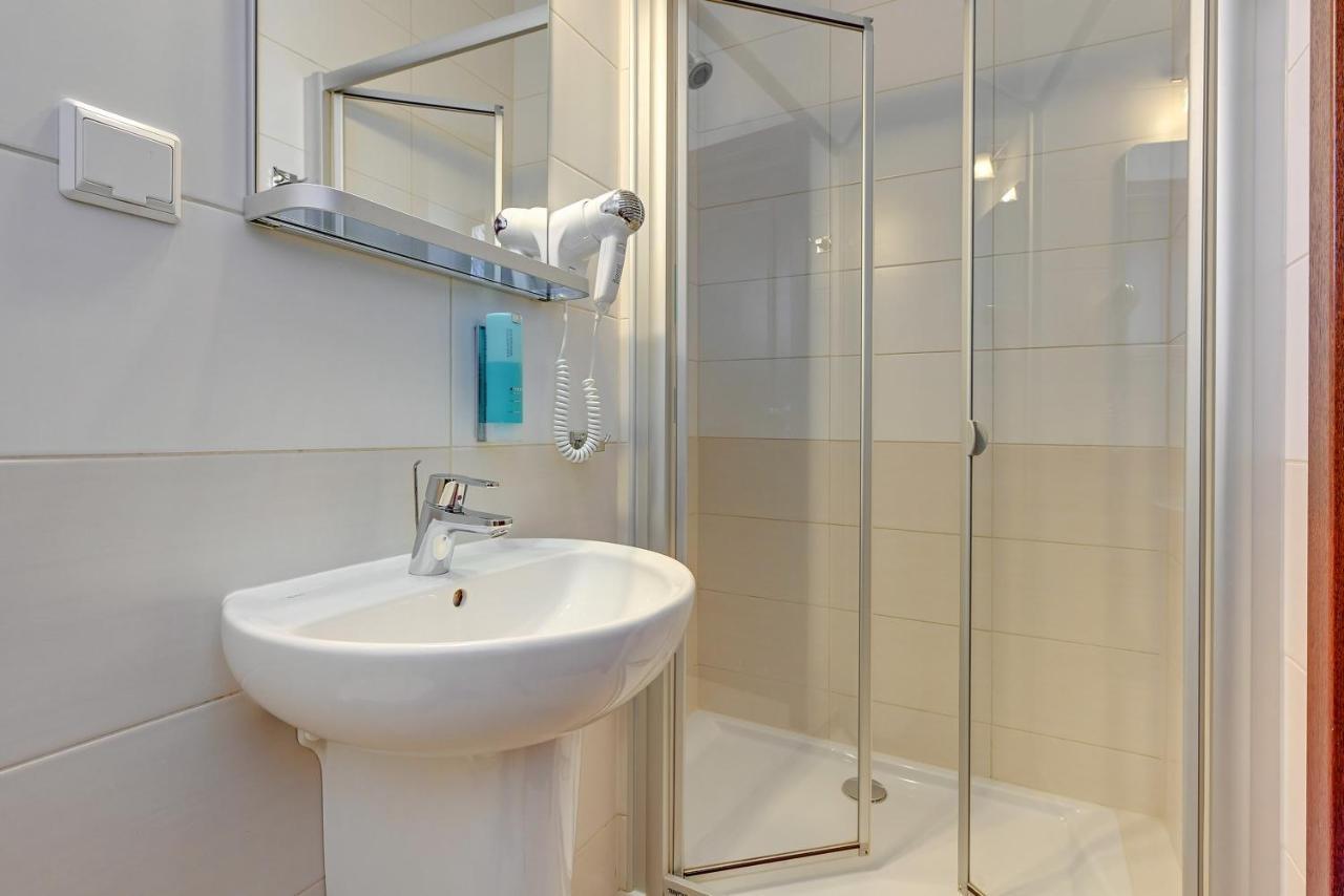 Villa & Restaurant Admiral Nelson Хель Екстер'єр фото