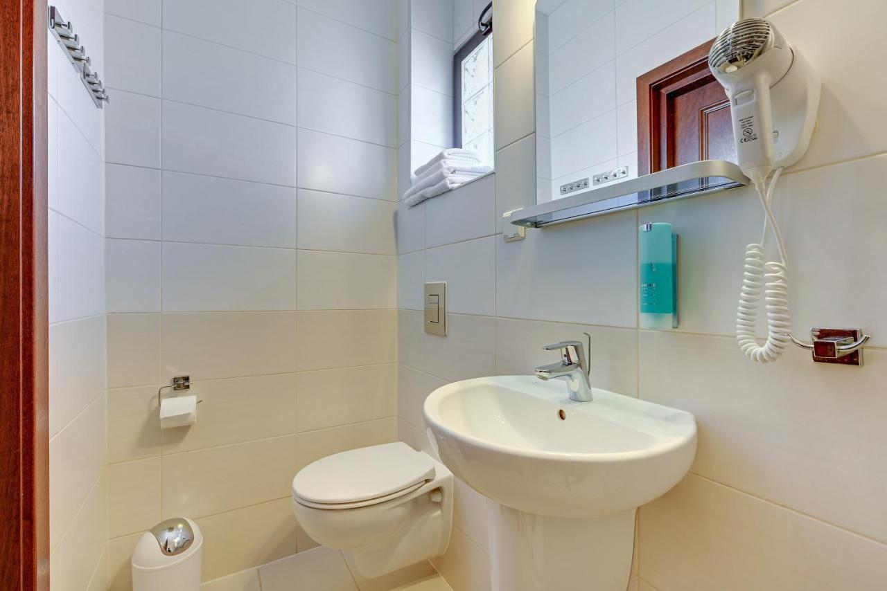 Villa & Restaurant Admiral Nelson Хель Екстер'єр фото