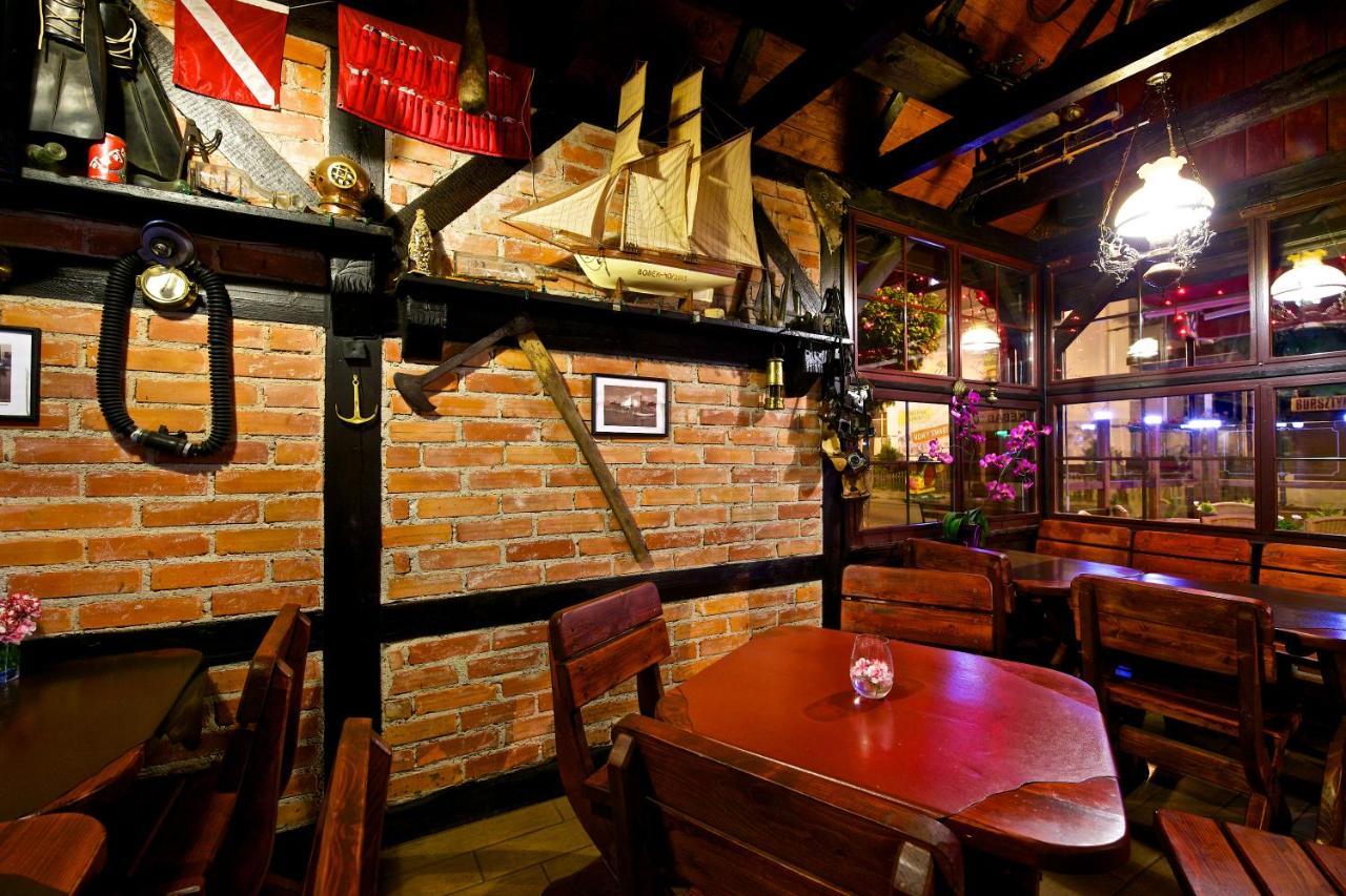 Villa & Restaurant Admiral Nelson Хель Екстер'єр фото